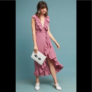 Gorgeous dress by Misa